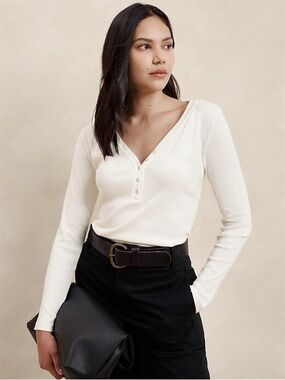 Banana Republic Ribbed Henley Top
